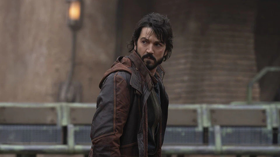 The protagonist of Andor, Cassian Andor (played by Diego Luna), in a screen cap of the show.