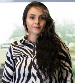 VÂNIA ARAUJO