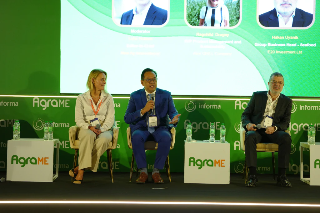 Industry leaders discussing sustainable agriculture at the Future Food Resilience Summit at Growtech Middle East