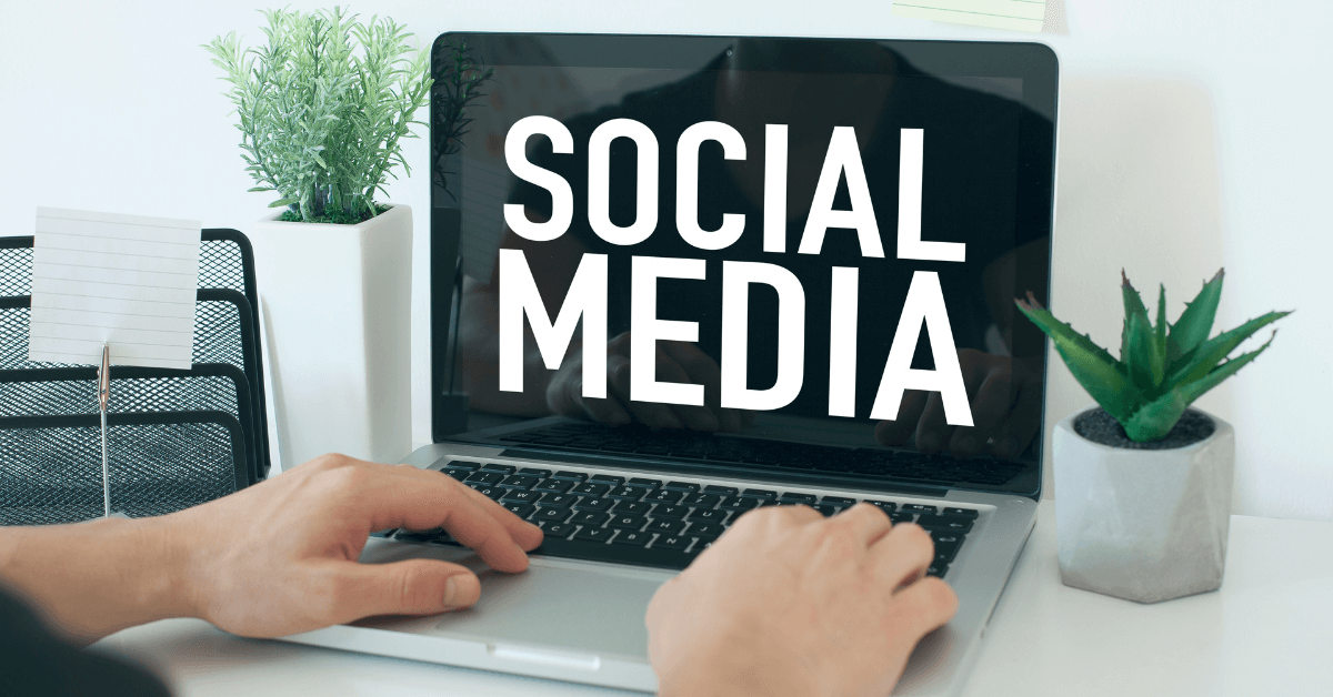 Use of Social Media for B2C Jewelry Companies