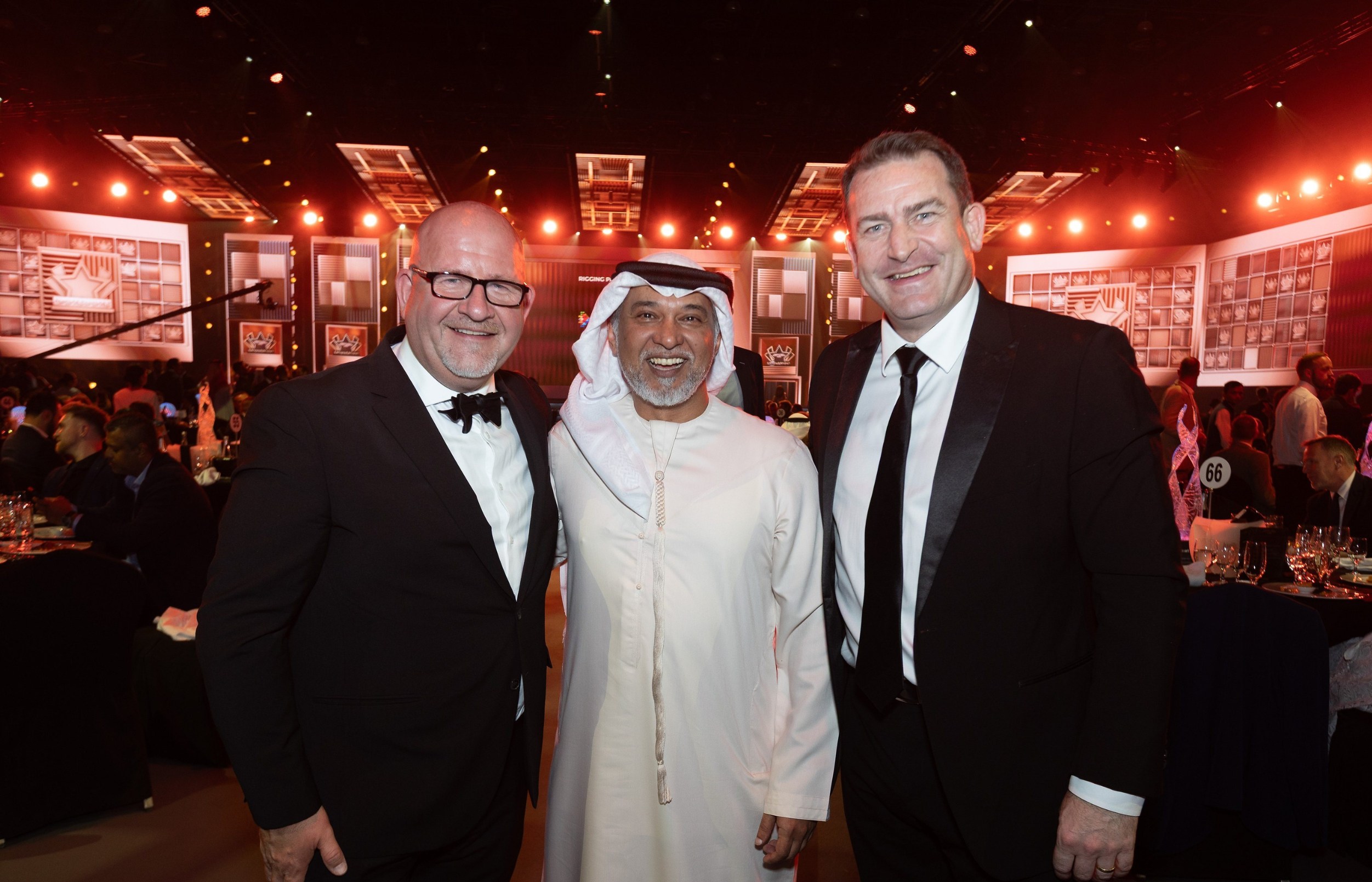 Live performers energising the stage during the Middle East Event Awards – celebrating industry excellence in style.