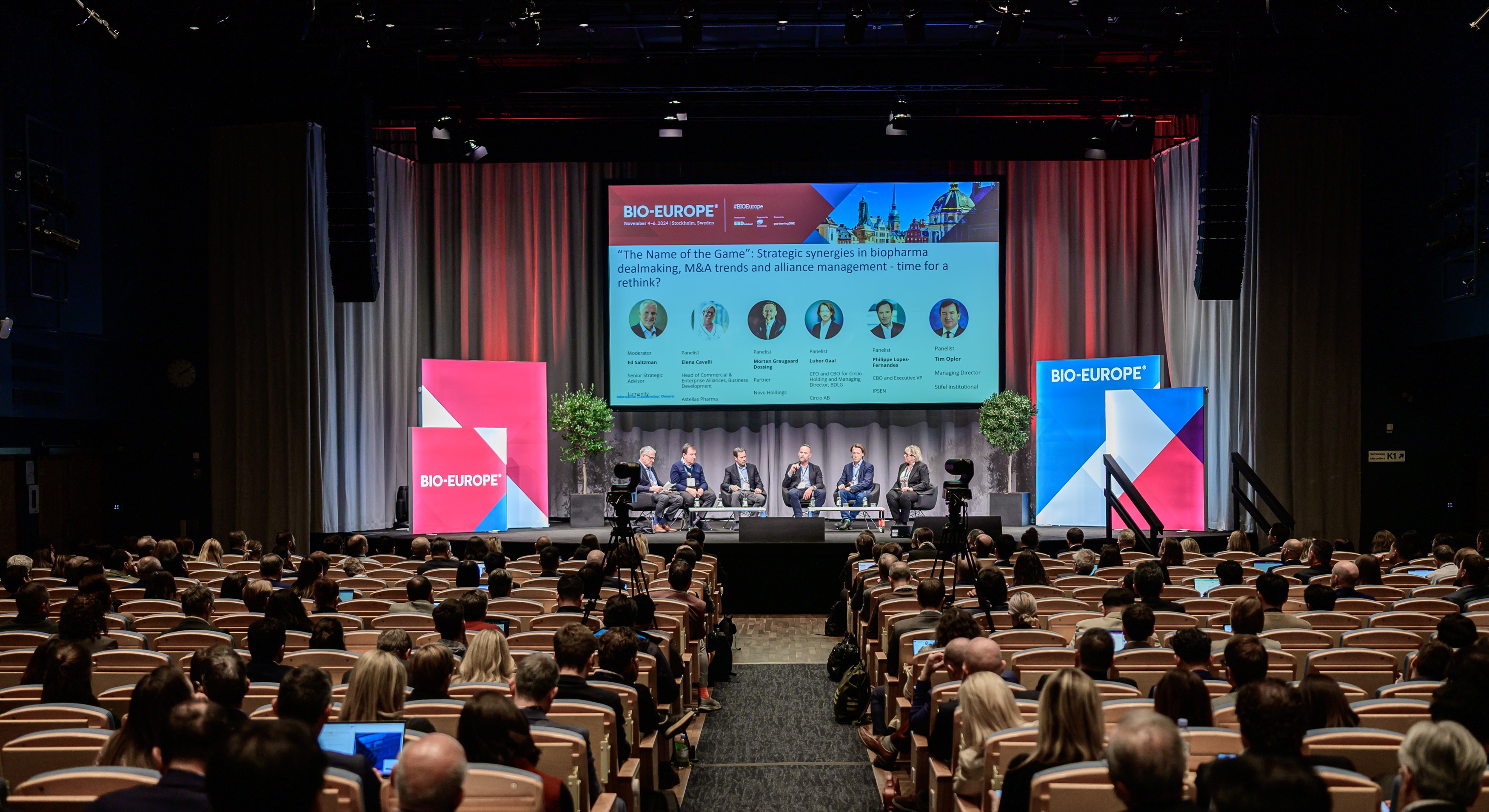 BIO-Europe Panel shot of speakers and audience