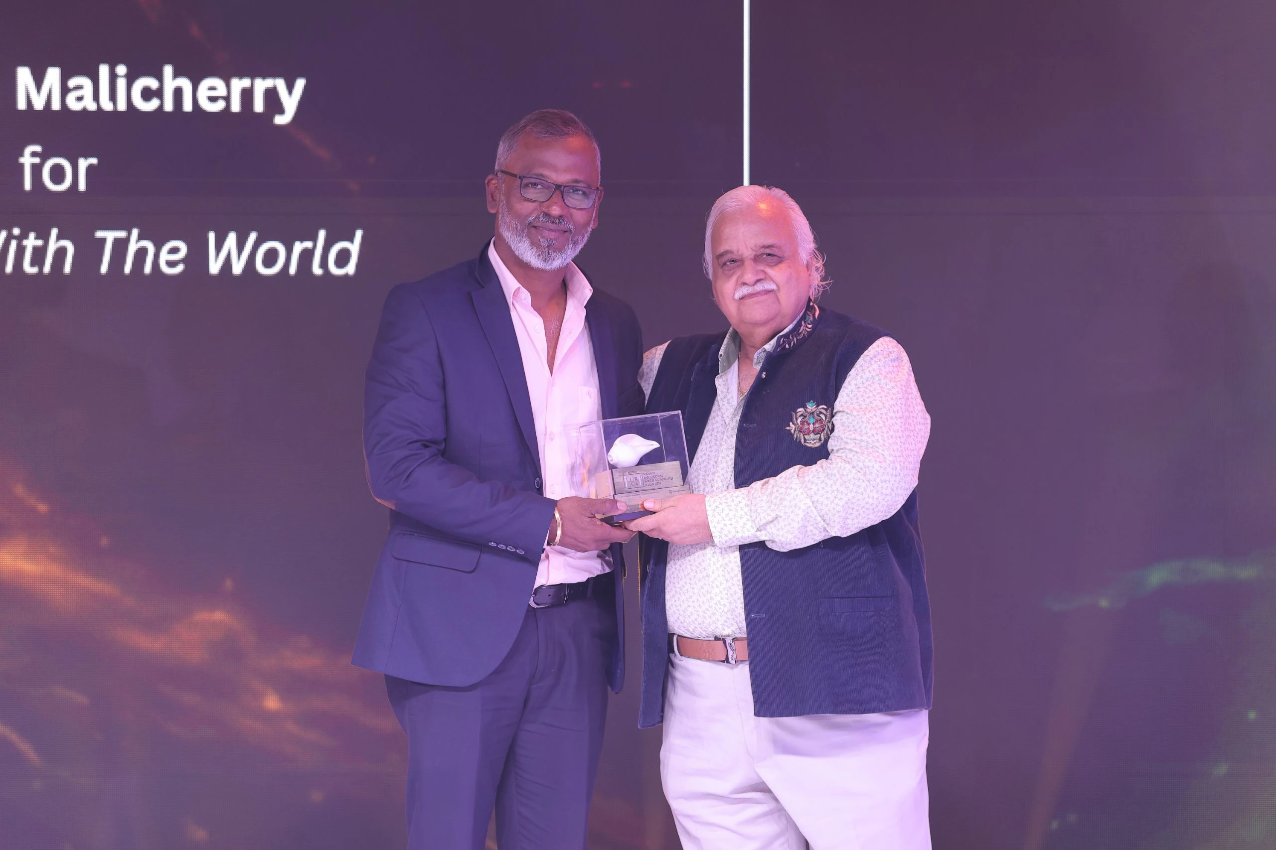 IRAA 2026 – Shashi Kasare wins the award for Sync Sound Recording for Short Films