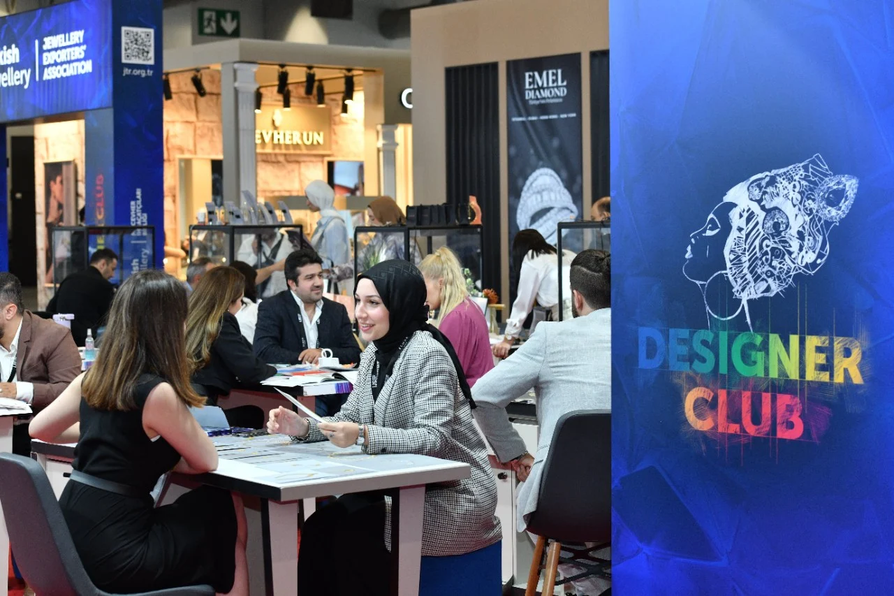 Designer Club - Image 3