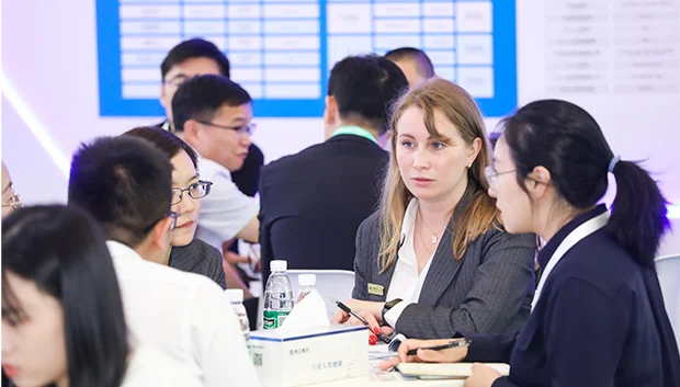 For international visitors & exhibitors