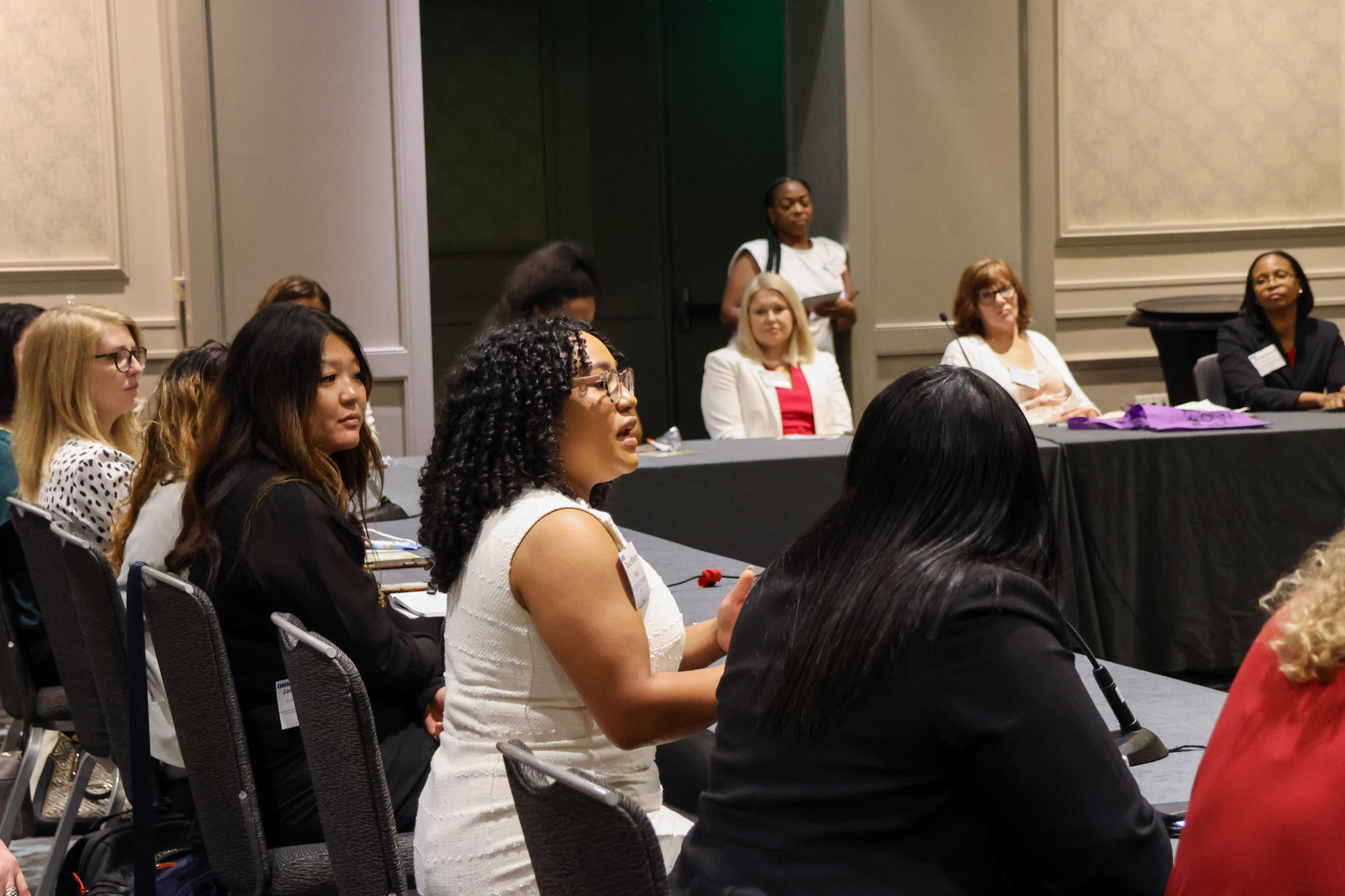 Women's roundtable at Southeast Middle-Market Multifamily Forum