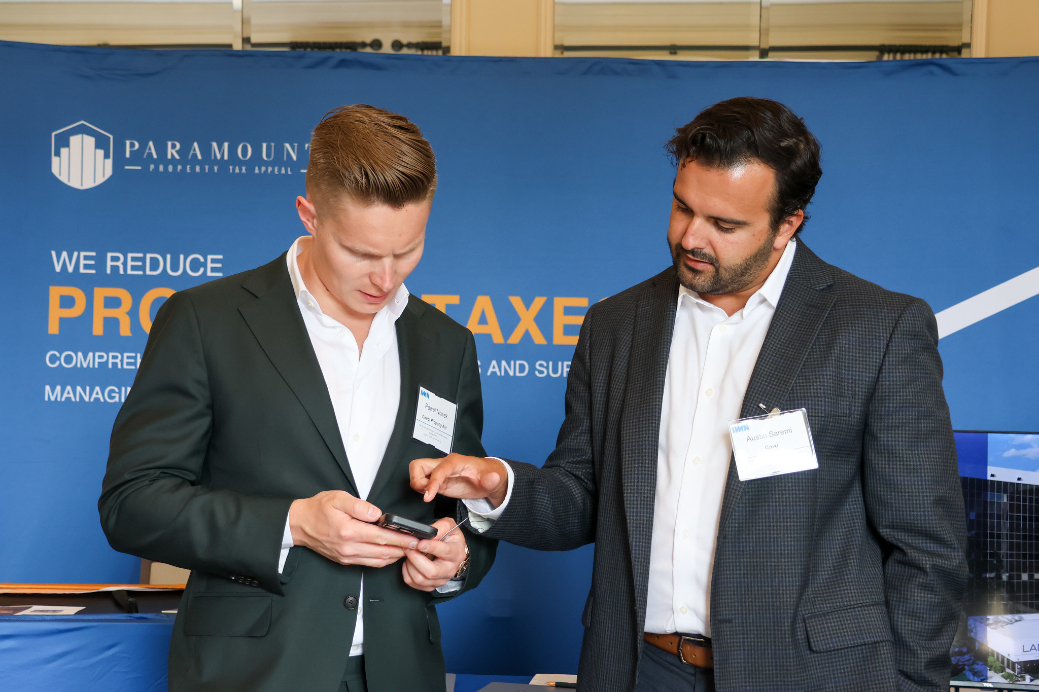 Networking at The Distressed Forum for Bank Special Assets West