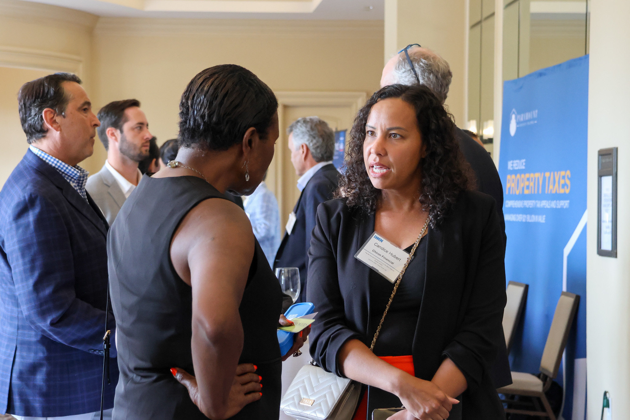 Networking at The Distressed Forum for Bank Special Assets West