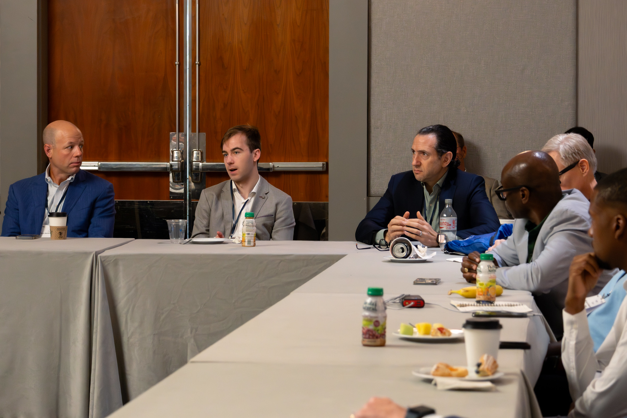 Attendees at roundtable at Florida Middle Market Multifamily