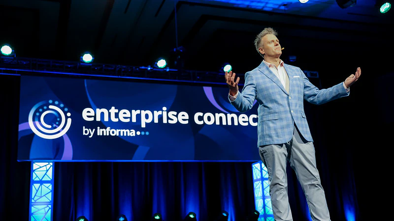 Chris Morrissey, Zoom