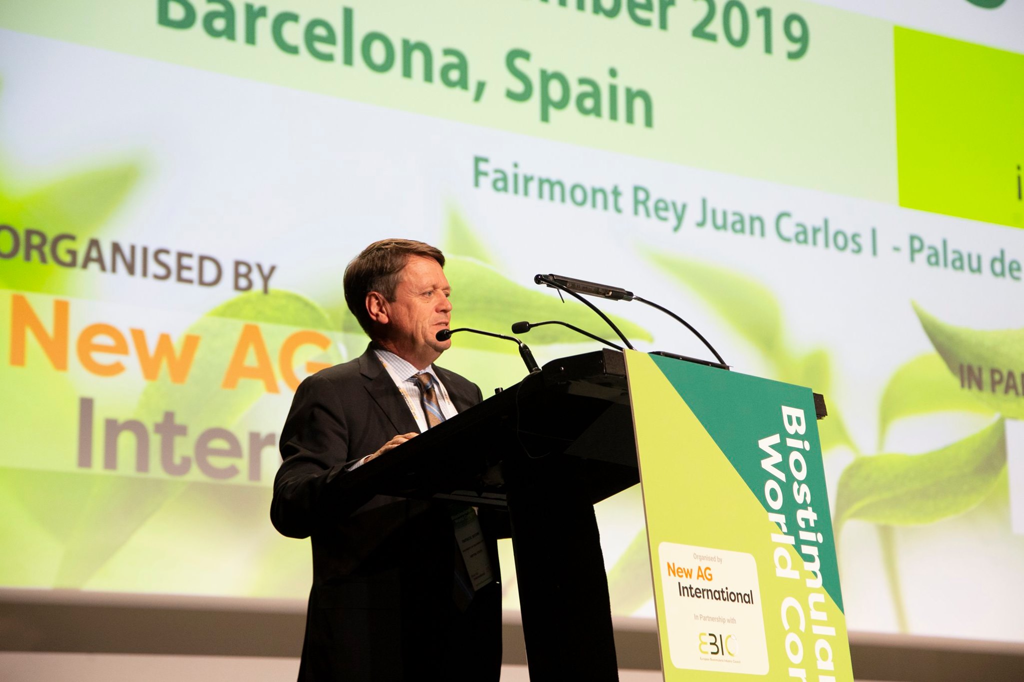 Patrick Brown chairing a session during the Biostimulants World Congress 20219 in Barcelona