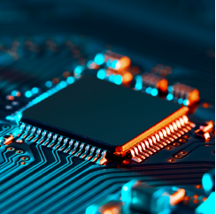 ELECTRONICS & FOOTWEAR