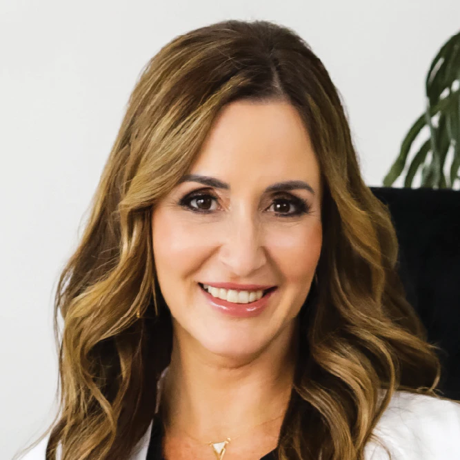 Amanda Holden MD headshot