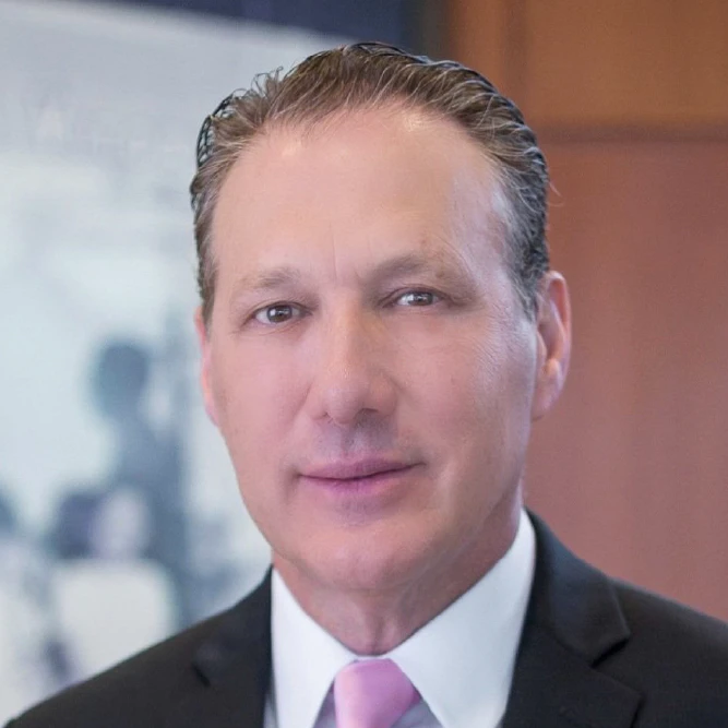 Renato Saltz MD headshot