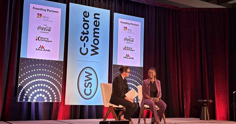 Aisha Jefferson (right), QuikTrip Corp., talks to Abbey Lewis (left), CSP, at CSW.