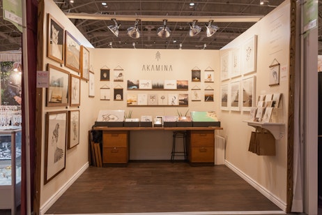 An example of an Exhibitor provided hardwood laminate option