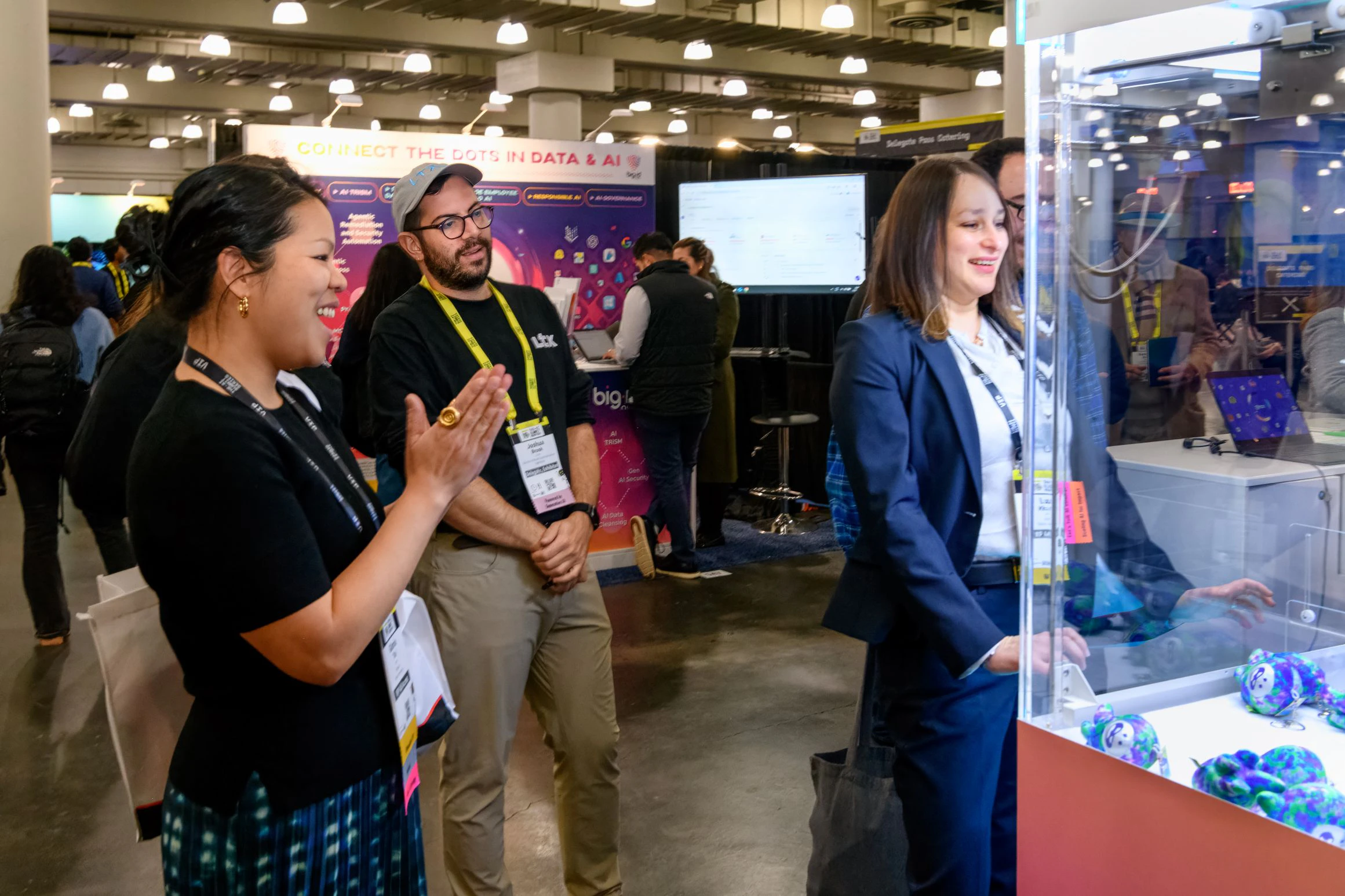 Attendee wins a prize at The AI Summit New York