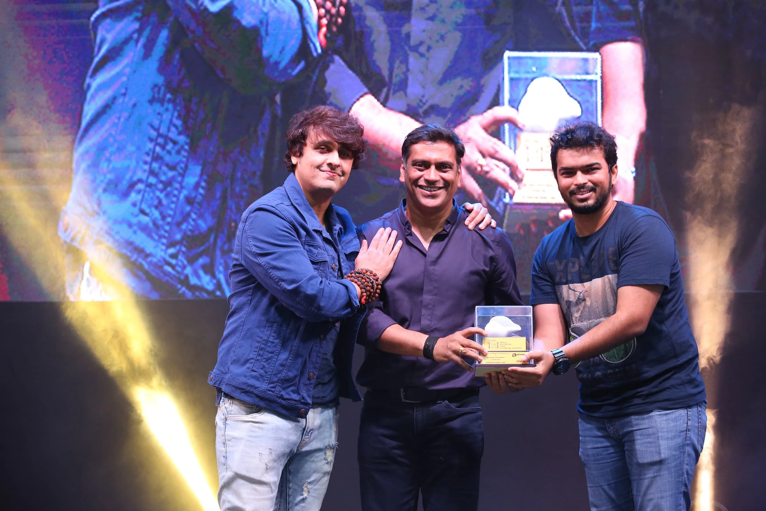 Awarded for Film Song Recording Hindi, Vijay Dayal & Chinmay Mestry, Track Dil Diyan Gallan