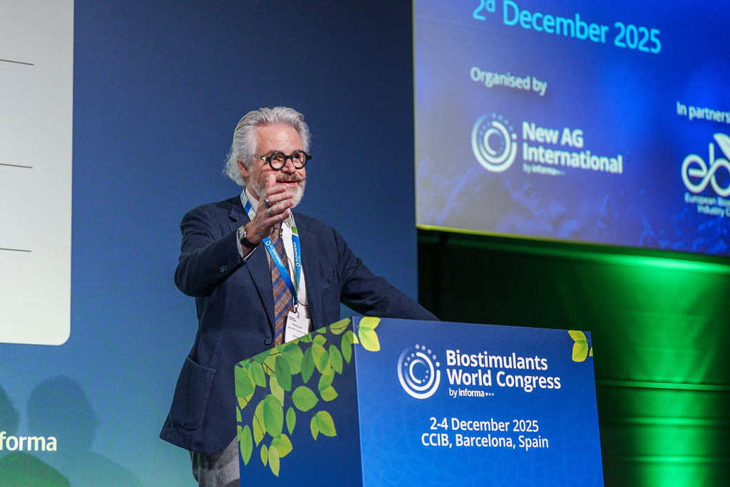 Patrick du Jardin presenting at the Biostimulants World Congress 2025 in Barcelona