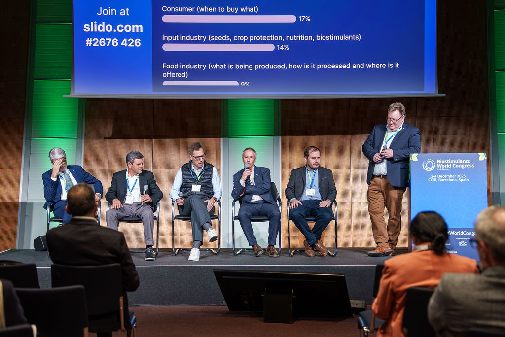 Photo of the experts who participated in the panel at the last edition in Barcelona