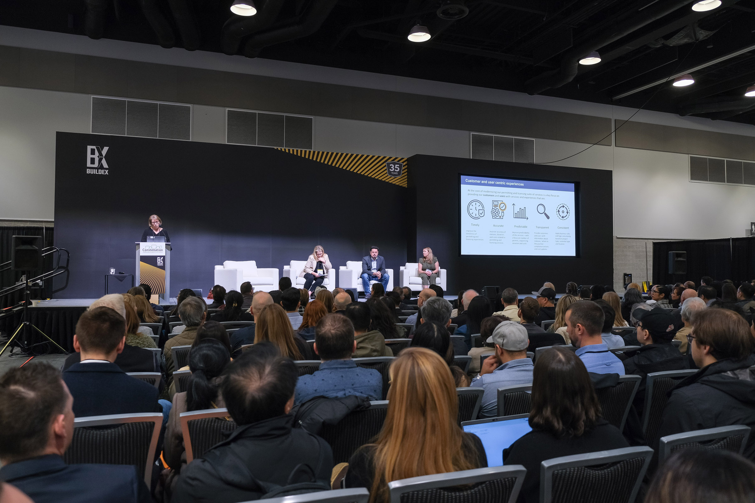 Panel discussion on the BUILDEX main stage