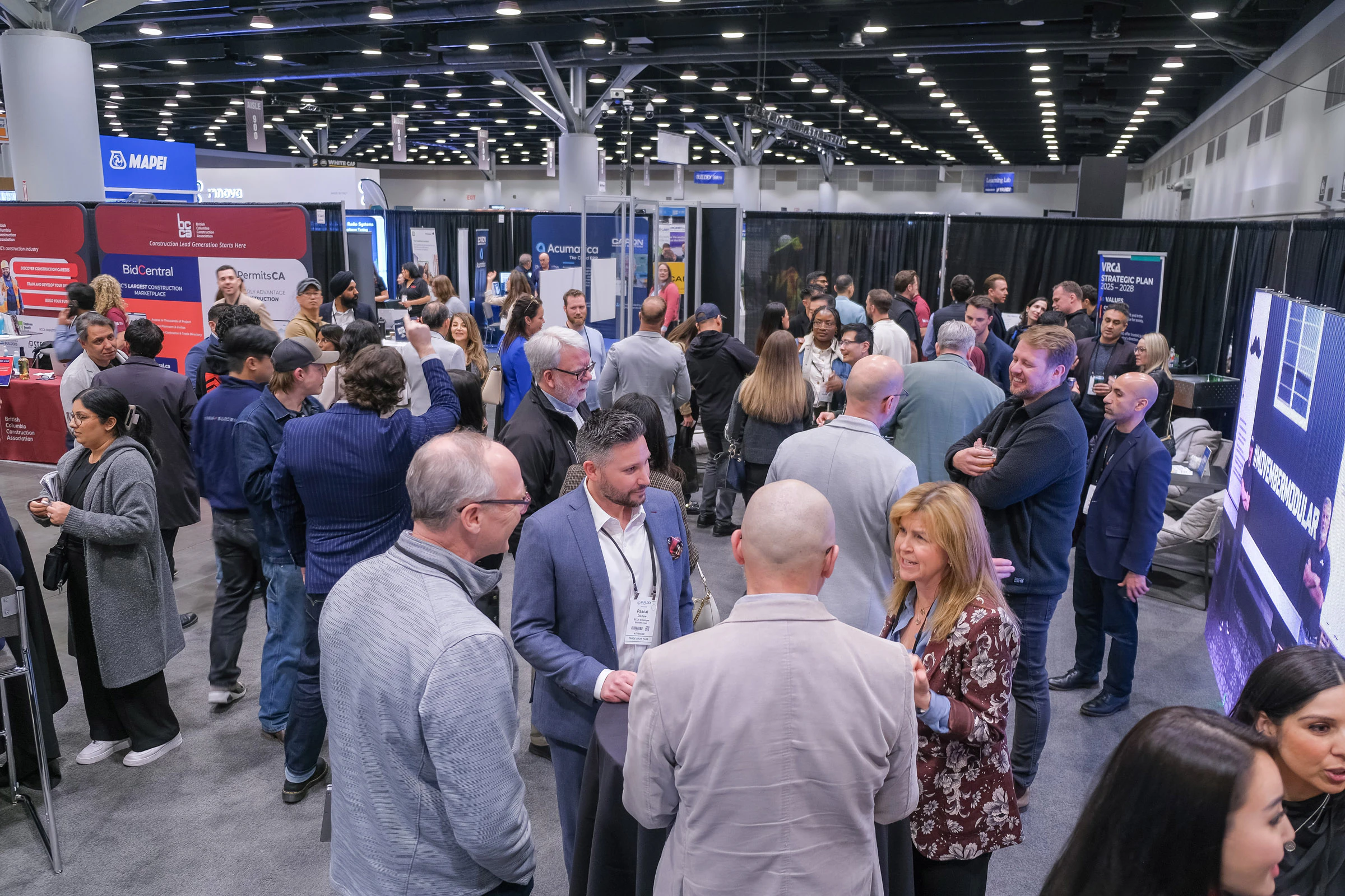 Attendees connecting at the buyer bash
