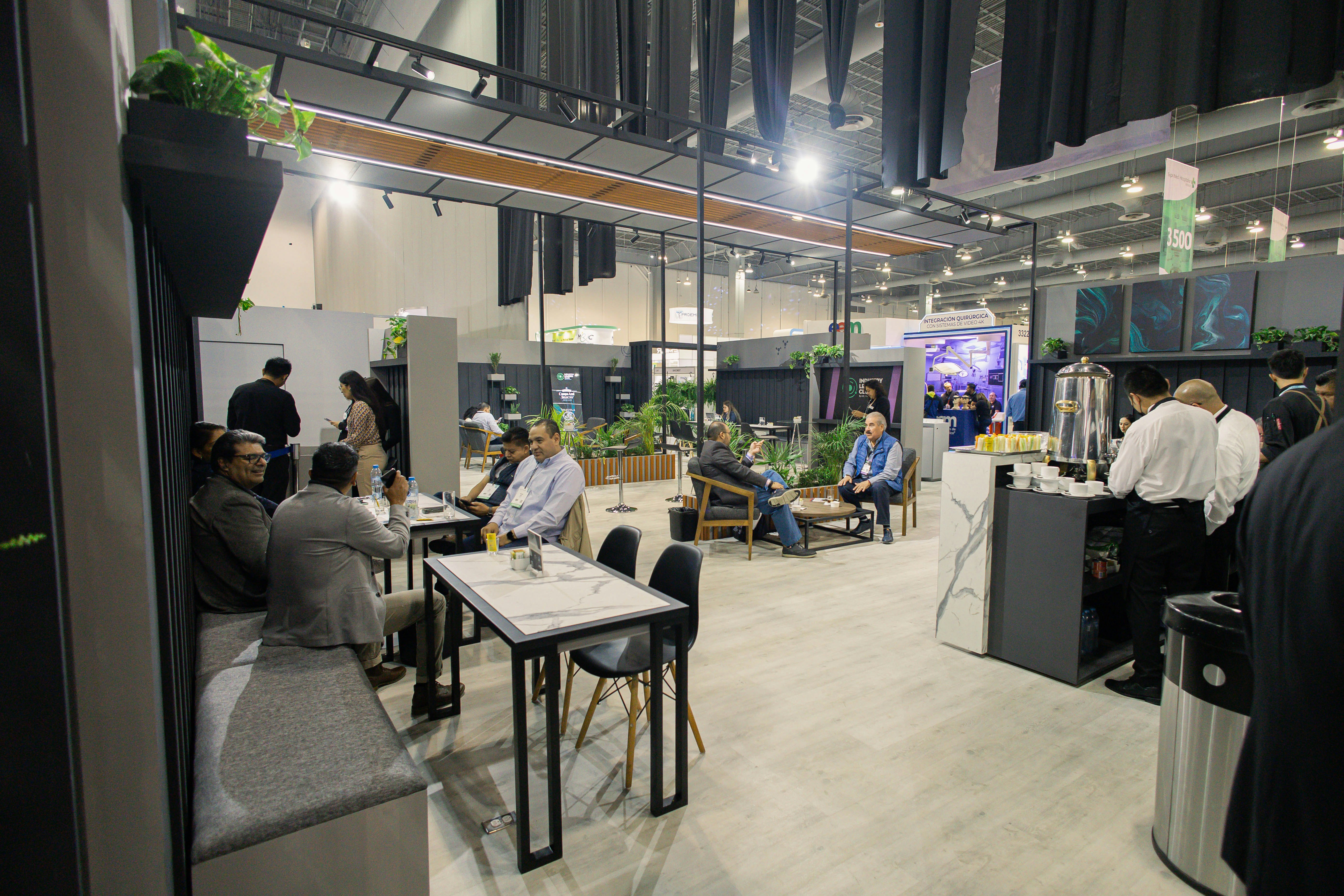 ¡Experiencias que elevan tu visita