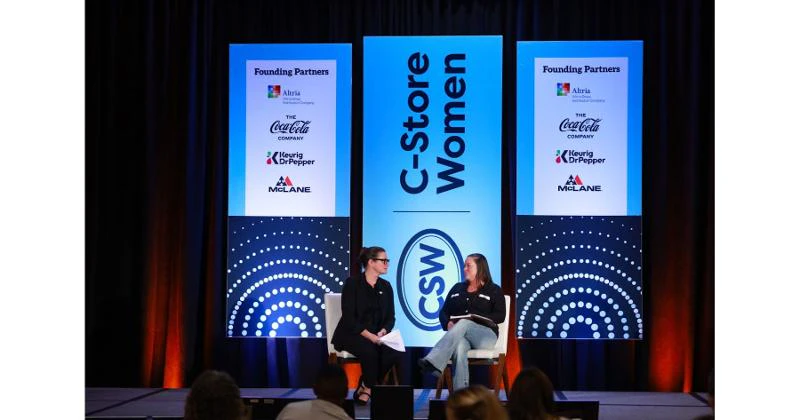 CSP's Abbey Lewis (left) talks to Catherine Hart of OXXO at the C-Store Women's event in San Antonio, Texas