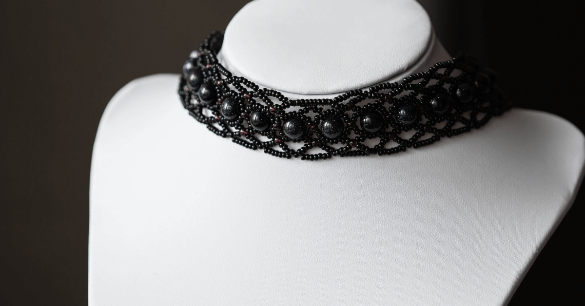 Iconic Jewelry Pieces of the 1990s