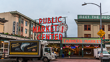 Early Morning at Market
