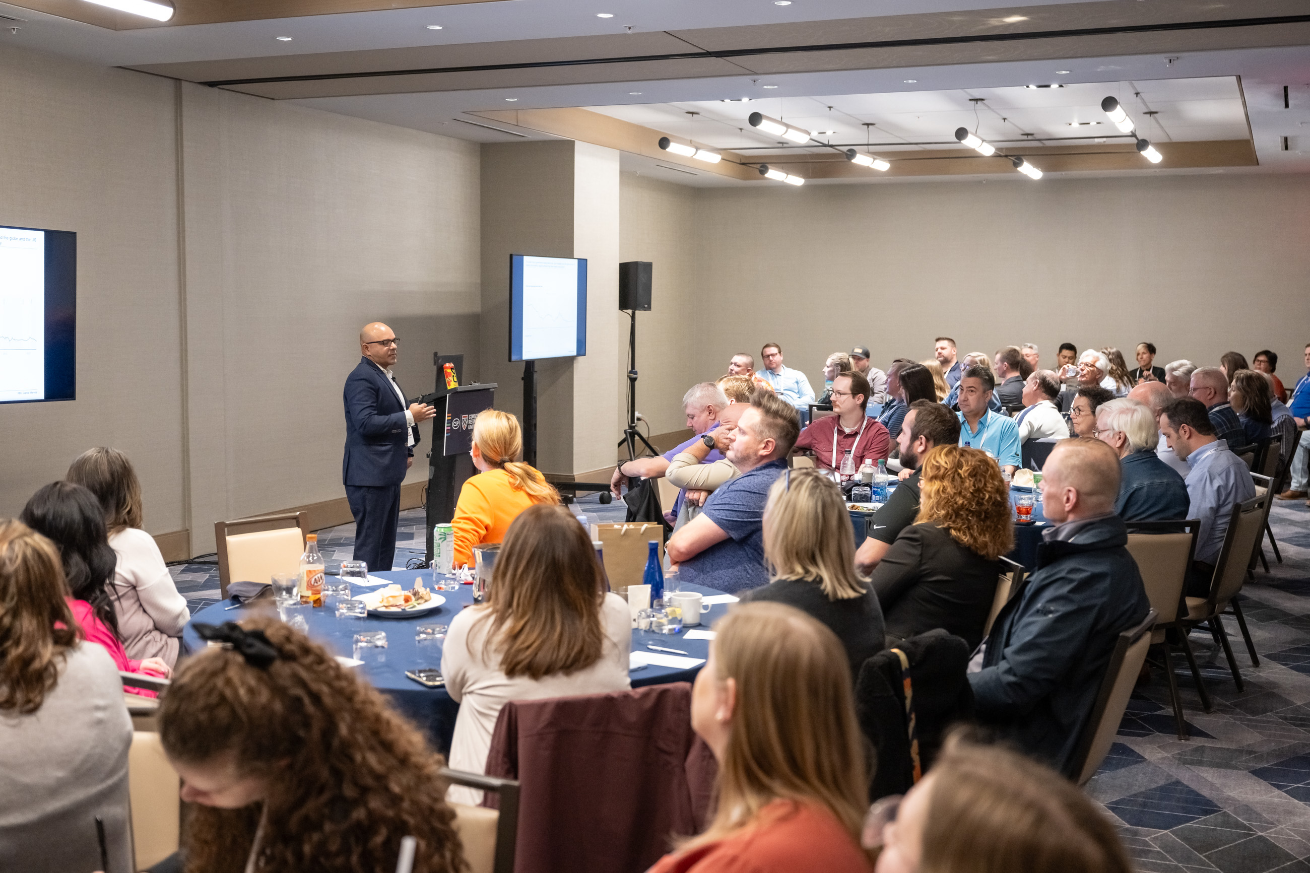 Image of an innovation forum session from the 2024 CRU conference.