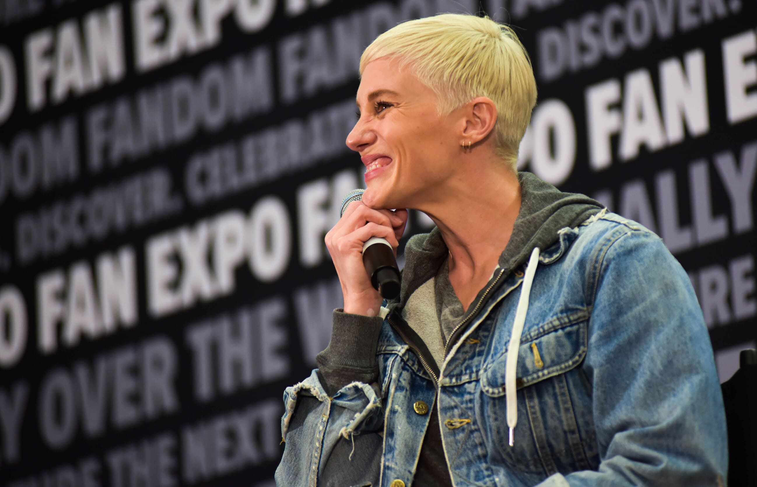 Katee Sackhoff at FAN EXPO Cleveland 2022