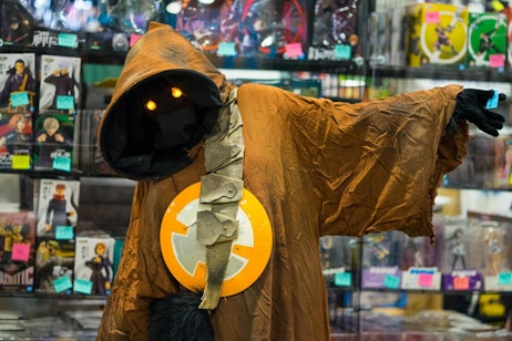 A Jawa posing for a picture