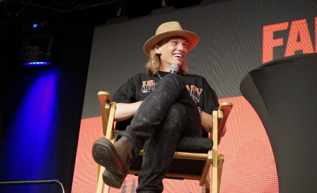 Morena Baccarin at FAN EXPO Canada