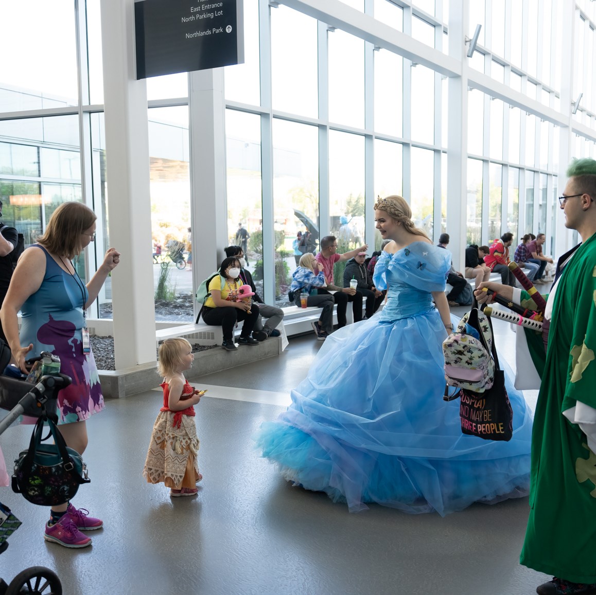 Little Moana Meeting Adult Cinderella