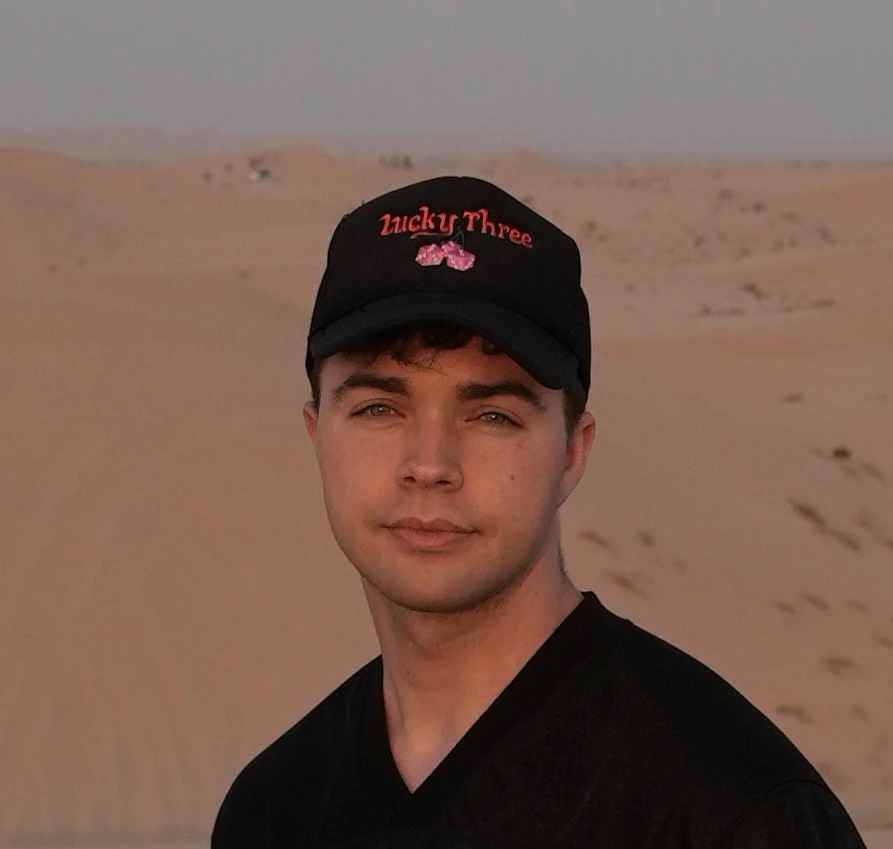 Austin Sprinz headshot