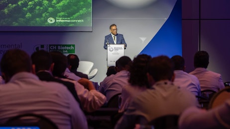 Speaker presenting in front of a crowed audience at Biocontrol & Biostimulants LATAM
