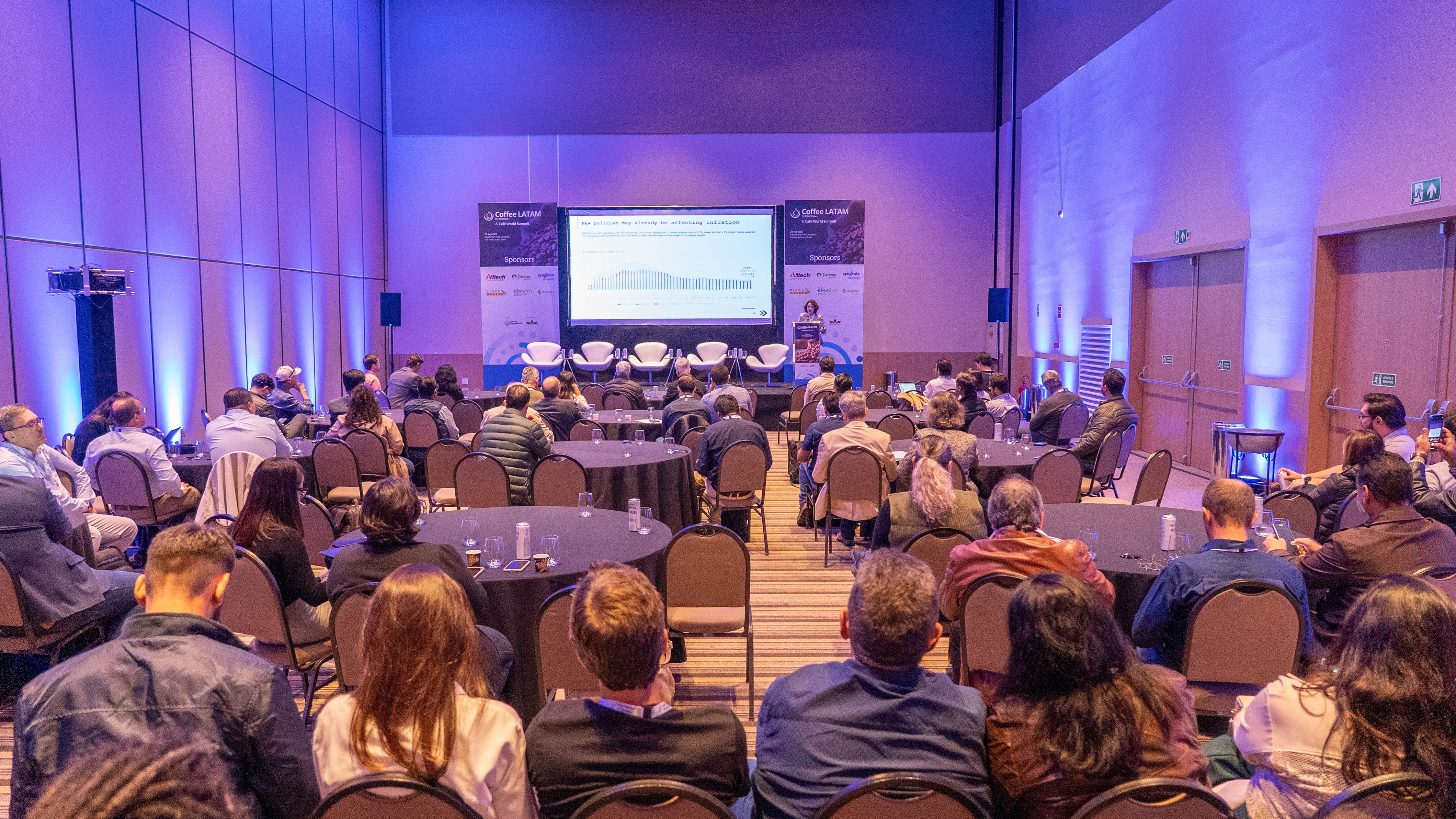 Audience attending a session at Café World Summit, co-located with Coffee LATAM 2026, in Campinas, Brazil, focused on sustainable agri-inputs and coffee sector innovation.