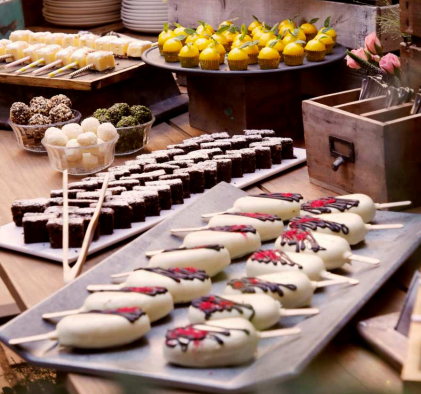 Canapés at Museu Marítim de Barcelona