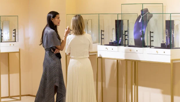 Discover the trends everyone's talking about