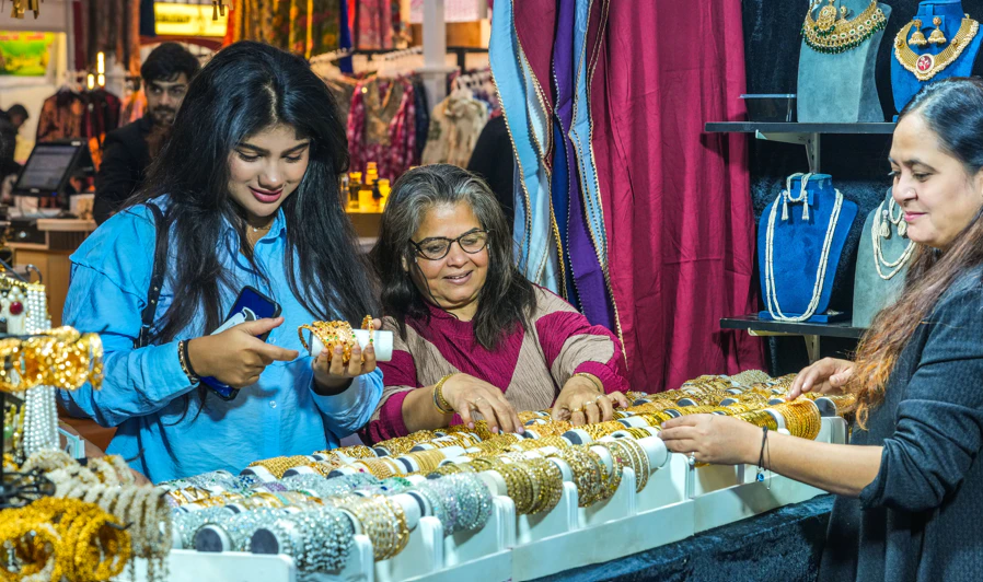 Jewellery and watches