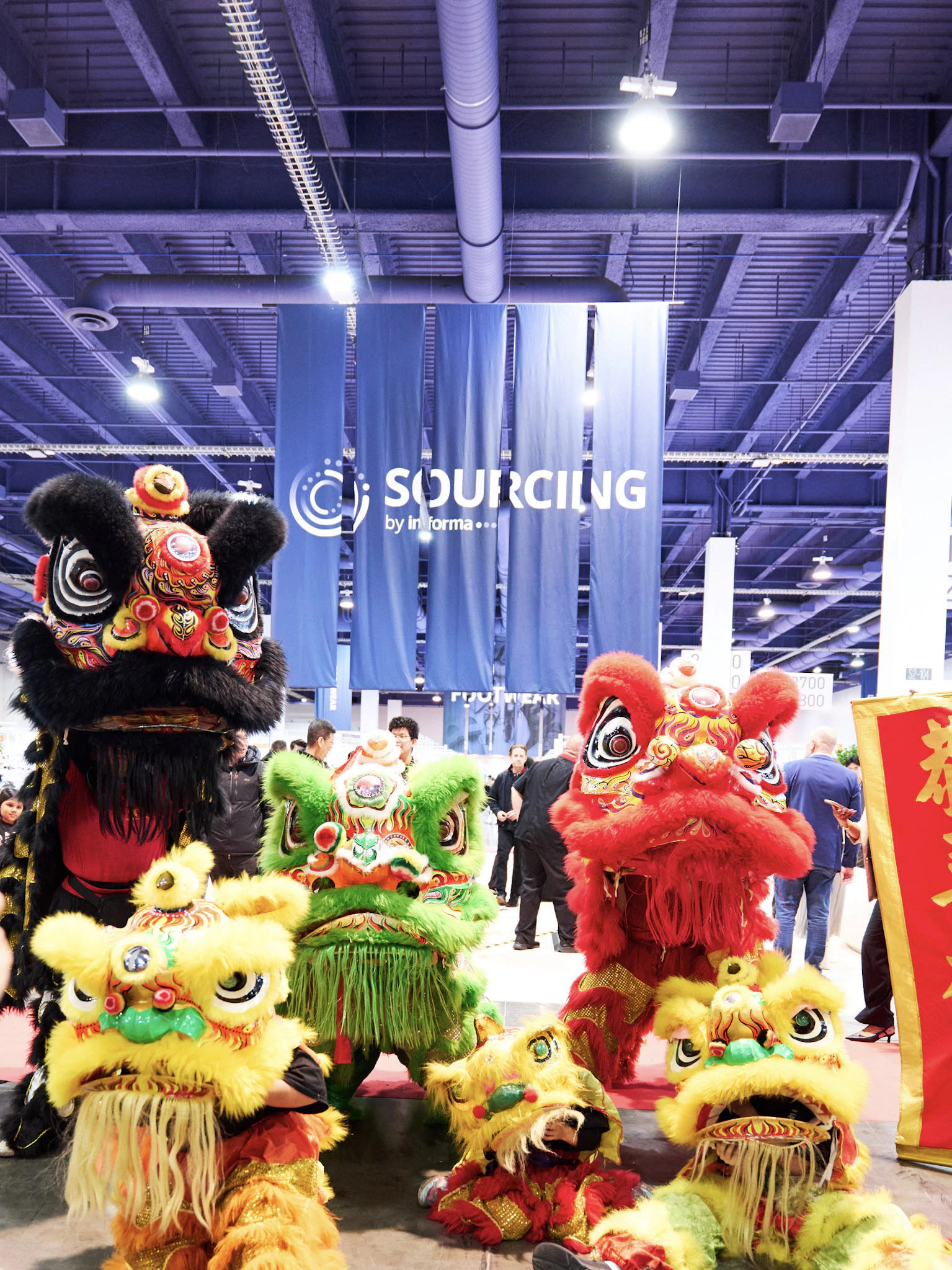 EXPERIENCES & ACTIVATIONS