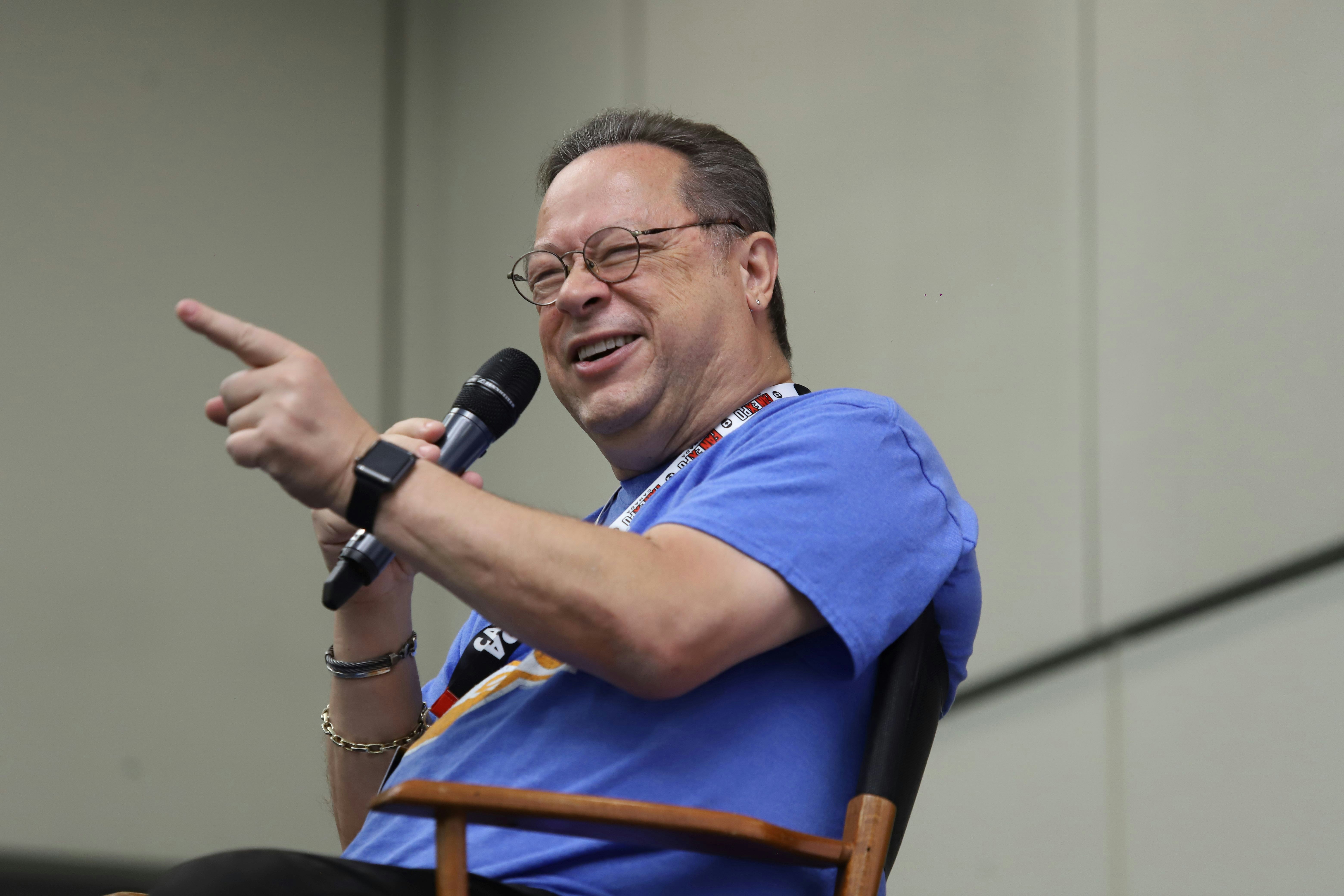 JOE QUESADA POINTS AT THE AUDIENCE DURING HIS PANEL