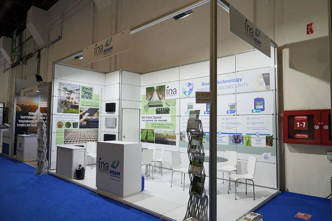 INA Plastics Stand