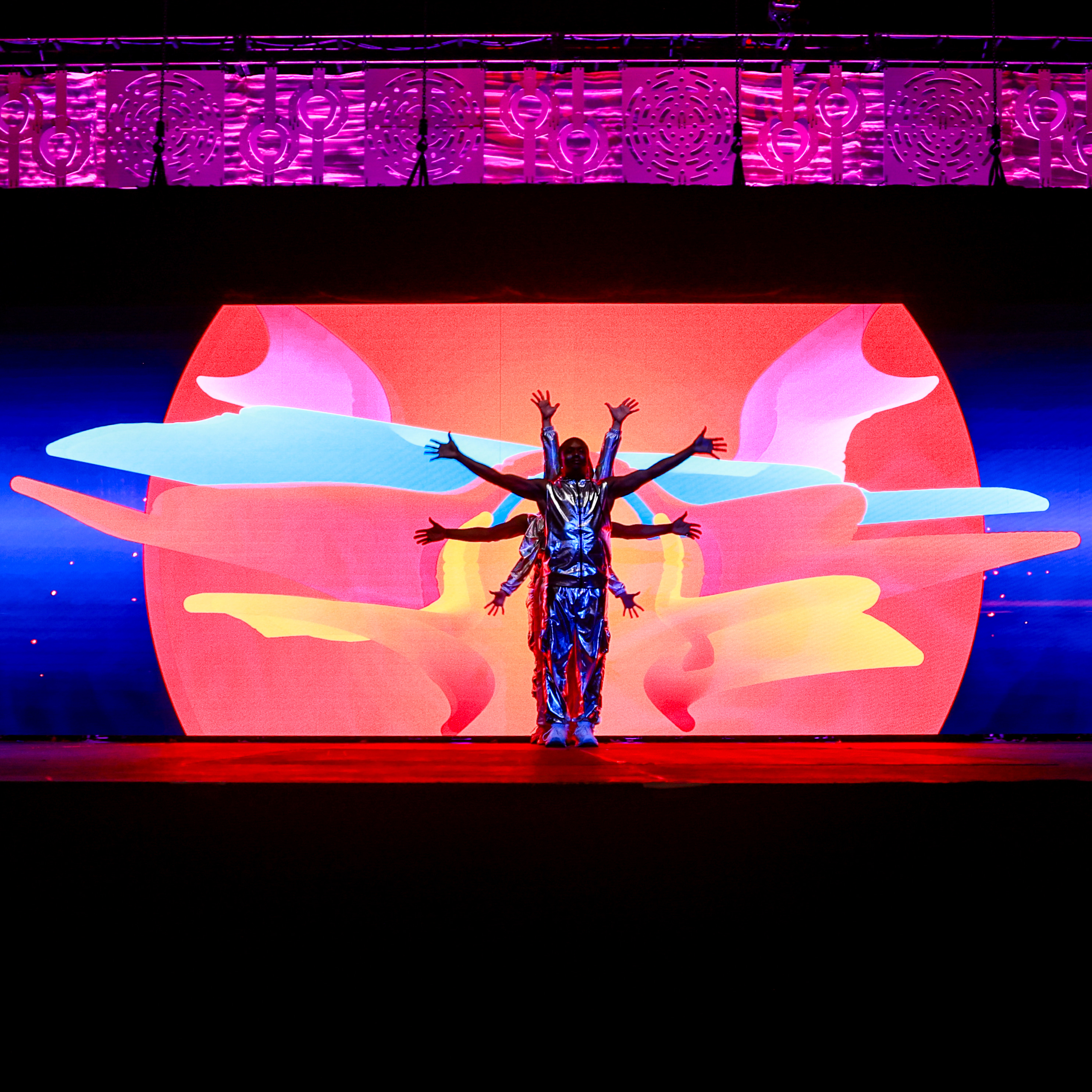 Performance on CSTSE keynote stage