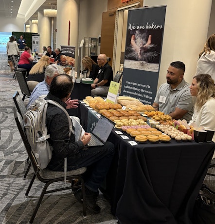 1:1 Meetings in the Hallway of 2025 Foodservice Forum