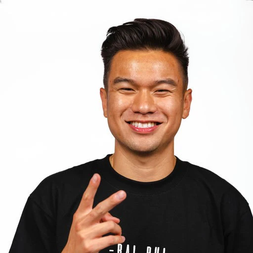 Jeffrey Bui Headshot