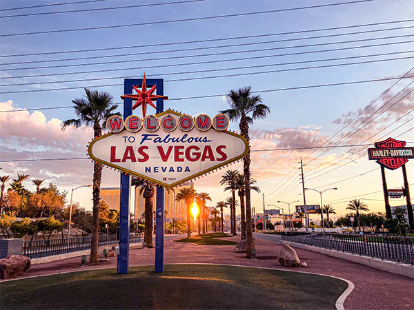 DISCOVER LAS VEGAS