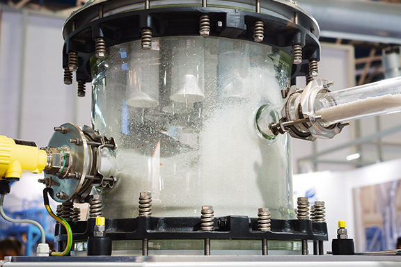 Industrial pneumatic conveying system for bulk solids