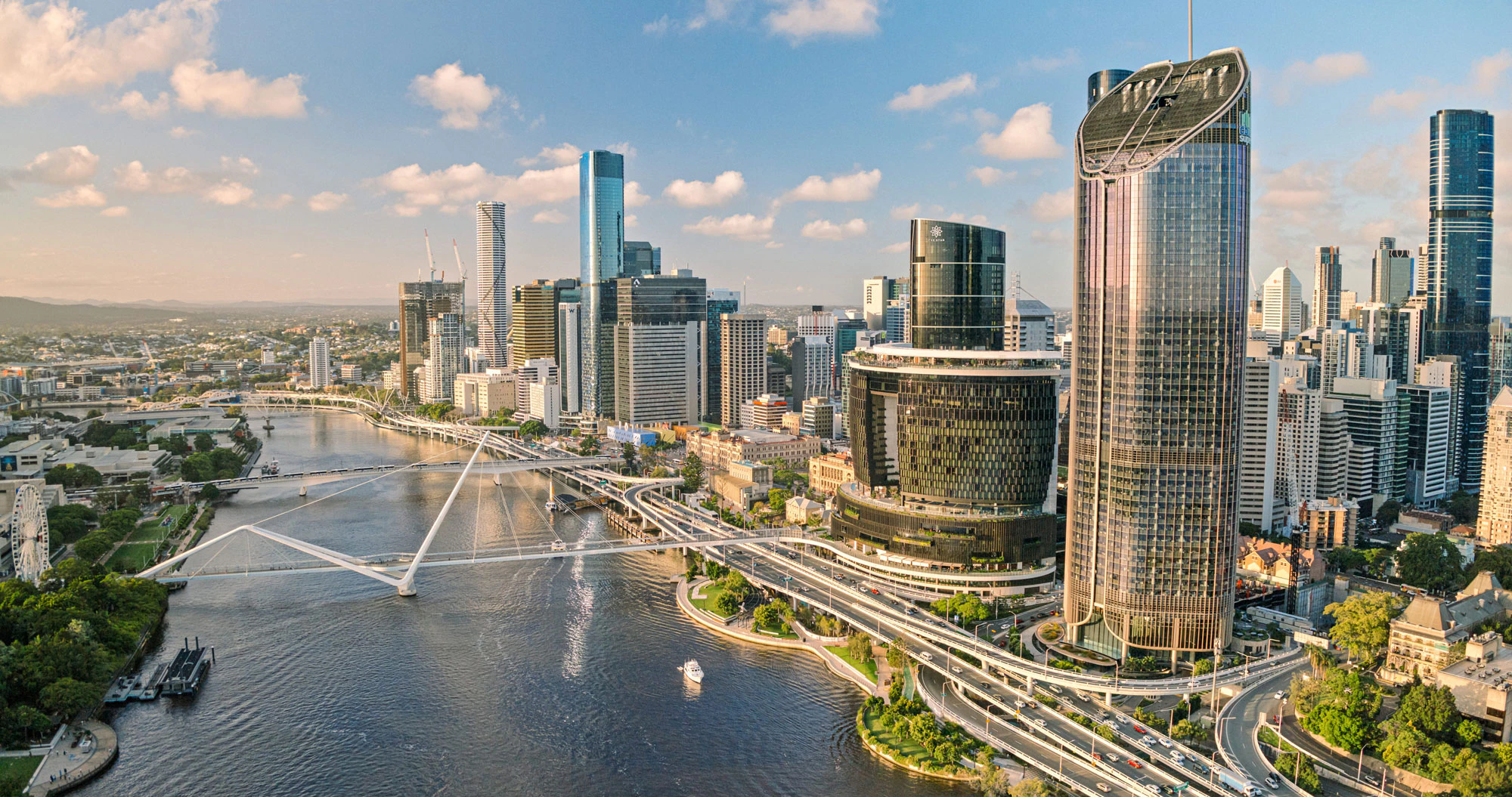 Brisbane city by day